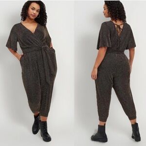 Torrid Sz 2/ 2X Women Black Gold Metallic Glitter Knit Surplice Jumpsuit Jogger